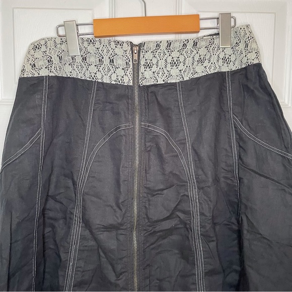 Boo Radley vintage charcoal midi Aline skirt with lace detail. Medium - Picture 6 of 8